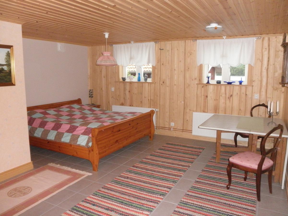 Sjoeanaes 3 Bed & Breakfast Vaxjo Exterior photo